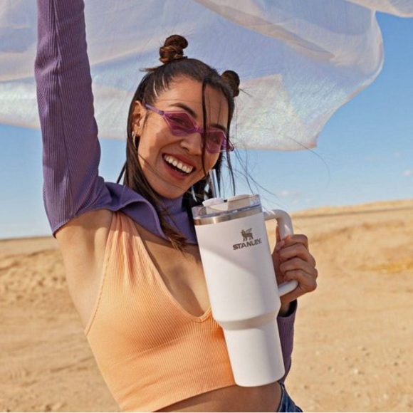 ✨NWT✨ Stanley Target Ltd Edition H2.0 FlowState Quencher Tumbler Brilliant White - Picture 11 of 15